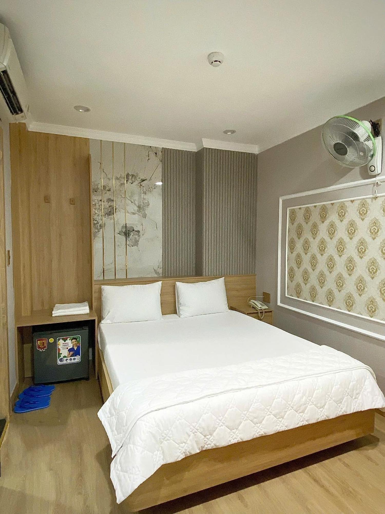 Thanh Binh Premium Hotel Хошимин Экстерьер фото