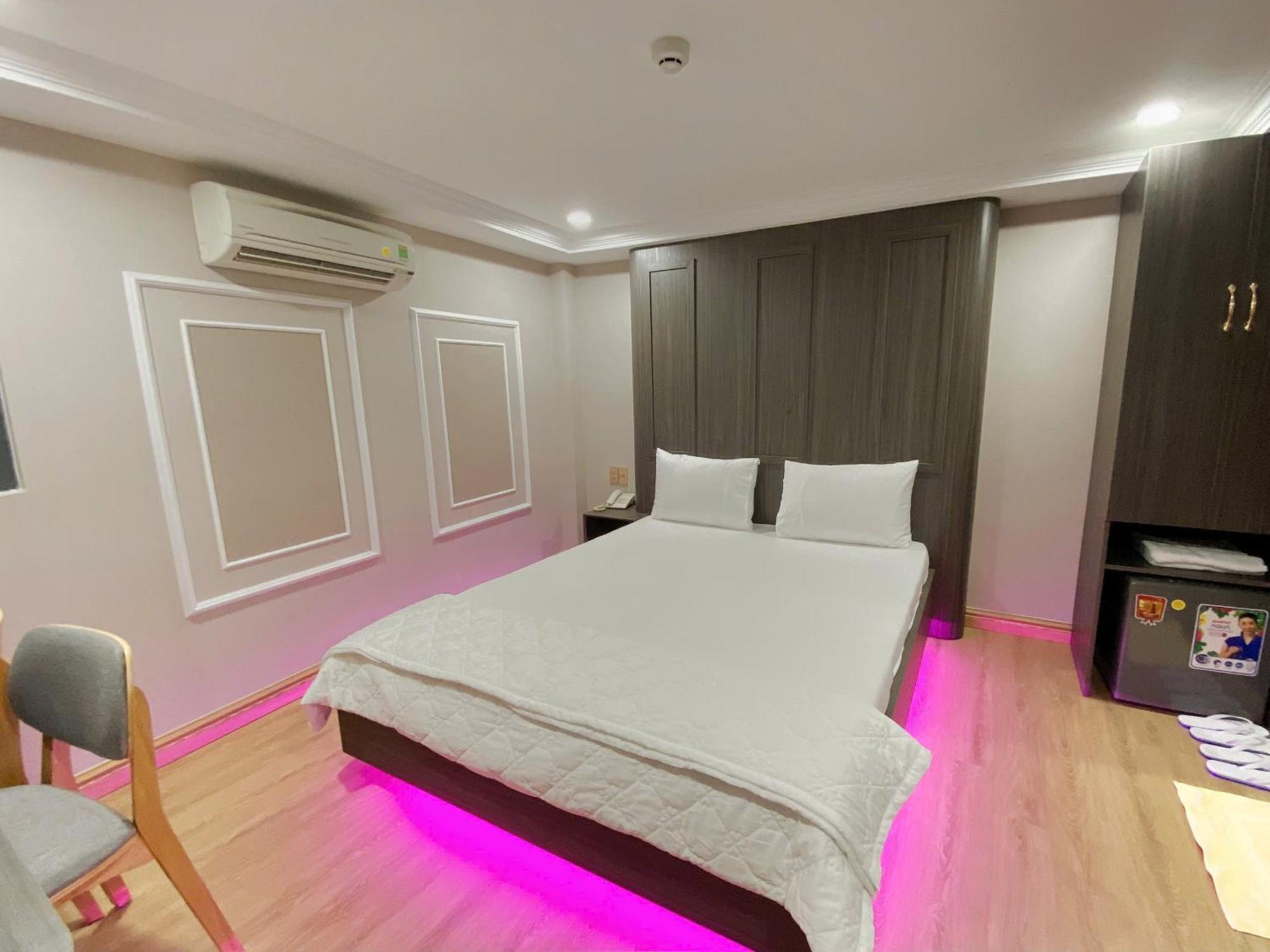 Thanh Binh Premium Hotel Хошимин Экстерьер фото